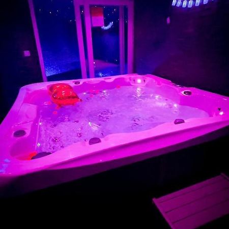 מרסיי Appart Avec Jacuzzi, Et Terrasse מראה חיצוני תמונה